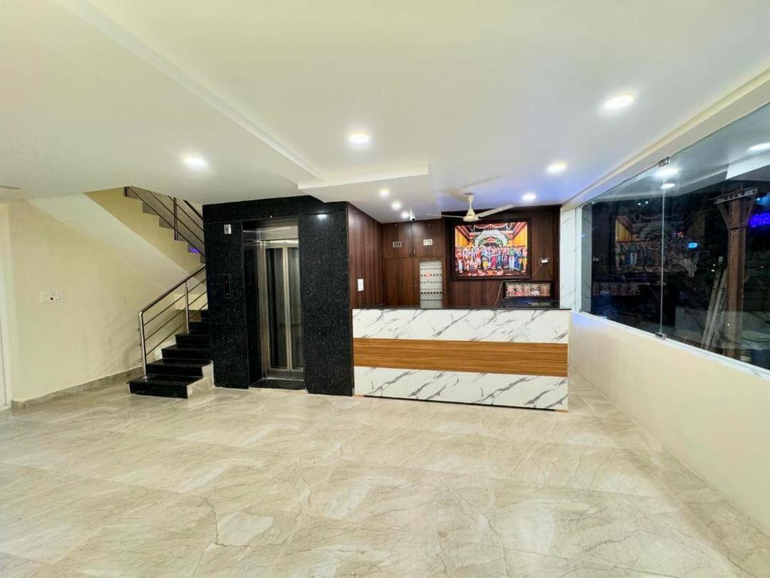 Hotel Dkr Grand Tirupati Exterior photo